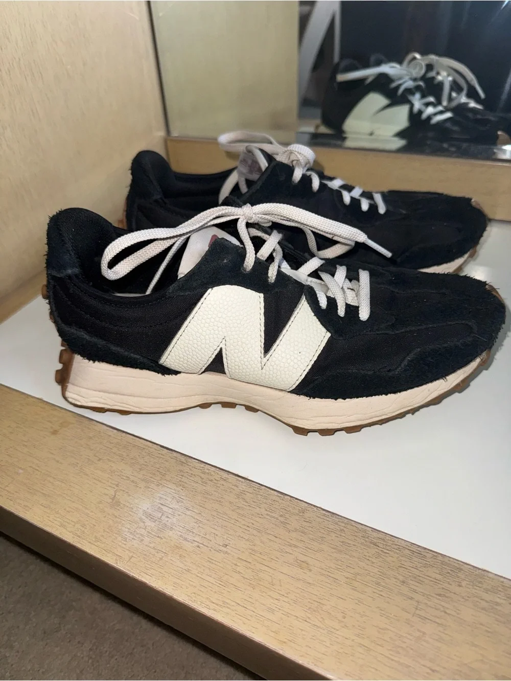 New Balance 327 Sneakers in Black, White women’s sneaker